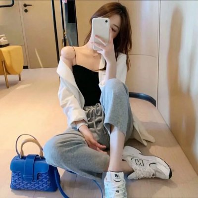 男人转化出机器人铠装